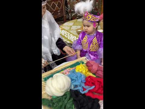 Видео: “Құлыншақ”  б/б “Әжем, анам және мен” байқауы. Құлсары қаласы