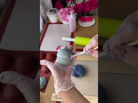 Видео: 1_Выпечка выпуклых ракушек на форме «полусферы»