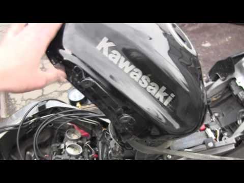 Видео: Синхронизация инжектора на базе Kawasaki Z1000SX Tourer