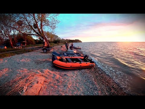 Видео: Калининградский залив | рыбалка с ночёвкой