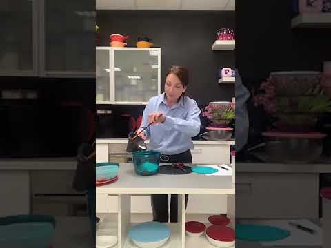 Видео: Tupperware c Королевой. Микрокук и плов
