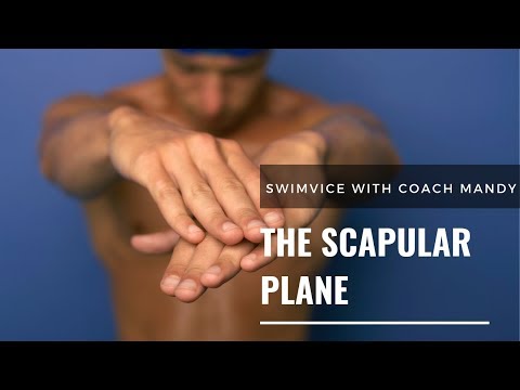 Видео: Плавание вольным стилем: лопаточная плоскость и как правильно двигать плечом, чтобы предотвратить...