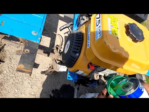 Видео: Как быстро поменять масло и воздушный фильтр в двигателе мотоблока Нева МБ-2