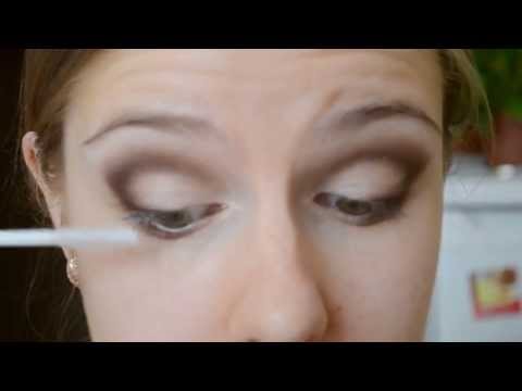 Видео: Макияж в коричневых тонах/ Макияж для нависшего века