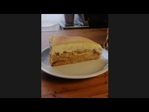 Видео: 🍎🍰Яблочный пирог с кремом из сливок/Apfelkuchen mit Sahnecreme 