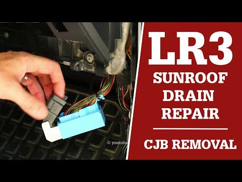 Видео: Ремонт водостока правого люка LR3 / Удаление CJB / Вода на полу