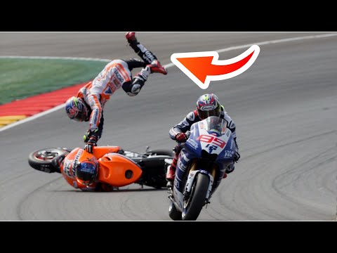 Видео: 8 худших аварий в истории MotoGP!