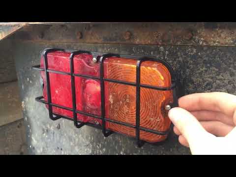 Видео: Урал лесовоз. Поставил защиту на фонари и отсортировал штабель