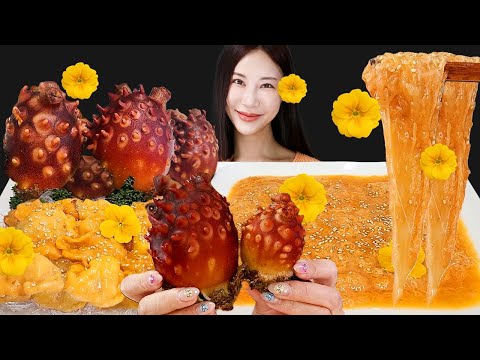 Видео: Гигантский морской скверт Сашими 🌊+Море огурец Roe Mukbang