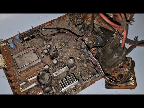 Видео: Что внутри широкоформатного Sony trinitron - как почистить элт телевизор, с помощью душа