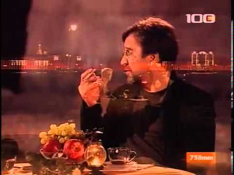 Видео: Ю. Шевчук Интервью возле Петропавловской крепости