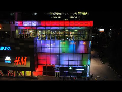 Видео: НОЩЕН ПОЛЕТ НАД МОЛ БЪЛГАРИЯ | Кадри с дрон