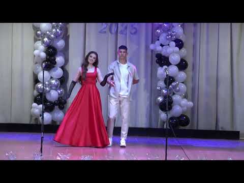 Видео: Вихід випускників 2025 року
