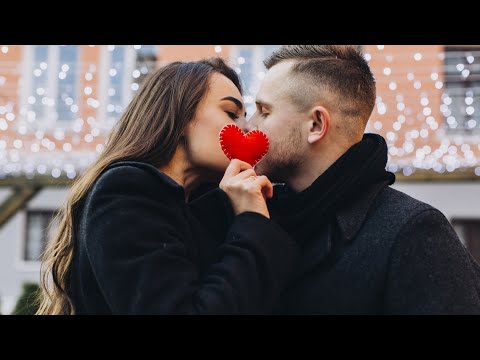 Видео: Александр Янущик -Не торопись рассвет #музыка#мелодиипесни