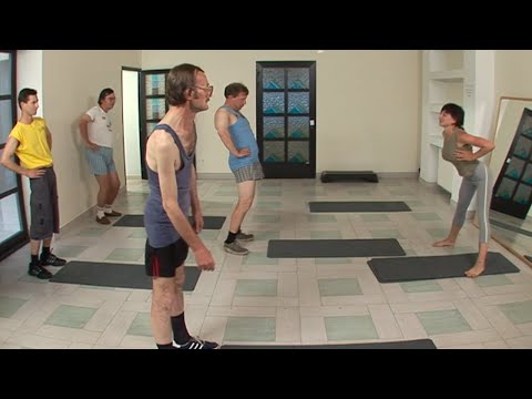 Видео: Гимнастика! Угарный прикол Ржал до слез Best Pranks Ever Crazy Public Reactions Funny @Pricolysty