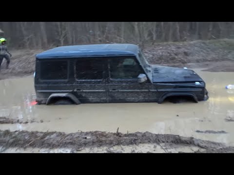 Видео: Утопили Гелик! Suzuki Vitara Volkswagen Tiguan и Volvo XC60 бросили вызов джипам на бездорожье
