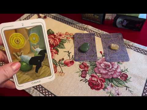 Видео: Как к ВАМ относится любой загаданный человек💯Гадание на Таро он-лайн Fortune-telling@TianaTarot