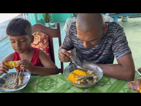 Видео: ГОРЯЧИЙ ВКУСНЫЙ КУКУРУЗНЫЙ СУП С КУРИНЫМИ НОЖКАМИ #семья #готовка #суп #влог #fypシ