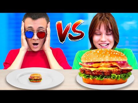 Видео: 🍔БОЛЬШАЯ ПРОТИВ МАЛЕНЬКАЯ ЕДА ЧЕЛЛЕНДЖ