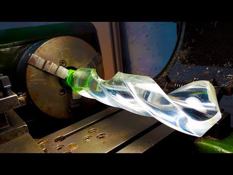 Видео: Огромное прозрачное сверло из эпоксидной смолы !!! / DIY transparent drill Made of Epoxy.