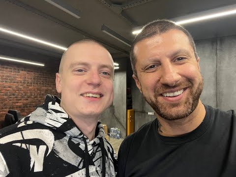 Видео: Мелстрой и Амиран учимся ОБщаться с Девушками