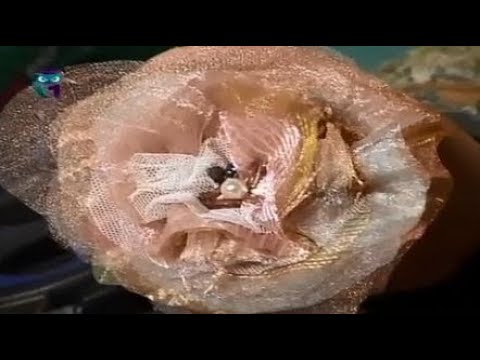 Видео: Шьем цветы из ткани. Мастер класс. Татьяна Лазарева