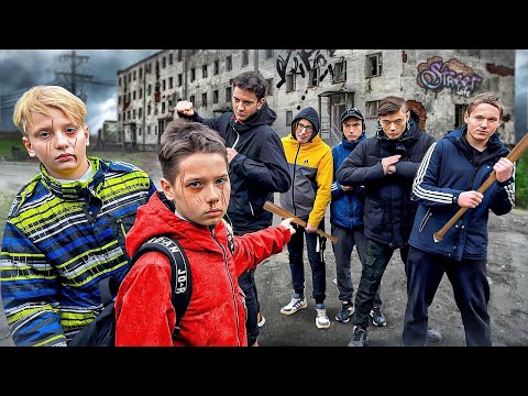 Видео: НАШЕЛ МОЙ ПИСТОЛЕТ И ПОШЕЛ НА СТРЕЛКУ ПРОТИВ ТОЛПЫ ГОПНИКОВ