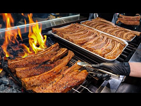 Видео: Король корейского BBQ из рёбер! Этот гигант продаёт 1 500 кг в месяц