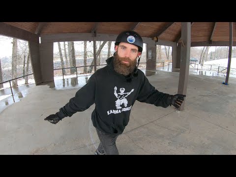 Видео: Укрощение льва — мастер-класс по катанию на коньках