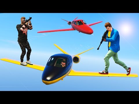 Видео: БЕЗУМЦЫ С ОРУЖИЕМ ПРОТИВ КРОВАВЫХ САМОЛЕТОВ! (GTA 5 Смешные моменты)