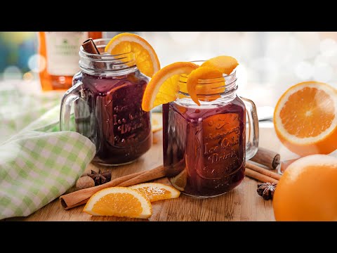 Видео: Как приготовить ГЛИНТВЕЙН в домашних условиях | новогодние рецепты 2021 - праздничные напитки