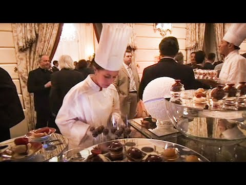 Видео: Цезарь Ритц: от официанта до императора самого знаменитого отеля мира