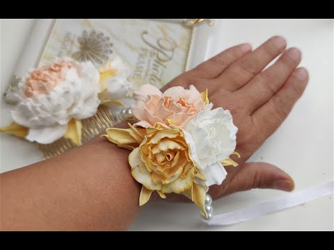 Видео: СМОТРИ 😍😍😍  КАК СДЕЛАТЬ КРАСИВЫЙ БРАСЛЕТ ДЛЯ ПОДРУЖЕК НЕВЕСТЫ, МК / DIY Bridesmaid Wrist Corsage