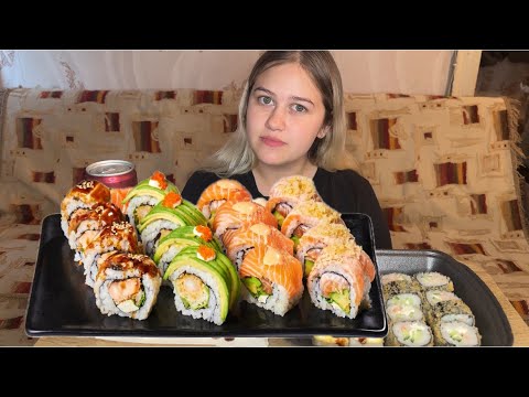 Видео: МУКБАНГ/РОЛЛЫ/ПОЧЕМУ МАЛЬЧИКА А НЕ ДЕВОЧКУ?🤔