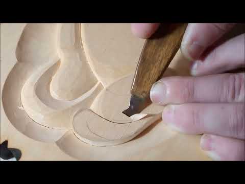 Видео: Коротко и ясно. Мастер класс резьбы по дереву. Рваное панно. Резьба по дереву - Wood carving.