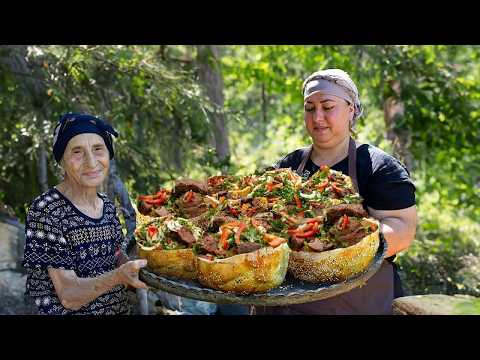 Видео: Вкусные мясные блюда, приготовленные из свежих овощей | Деревенская жизнь
