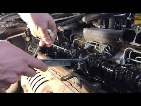 Видео: Регулировка клапанов 1HZ Land Cruiser 105, 80, 70