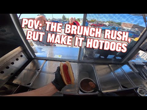Видео: POV: Ажиотаж на позднем завтраке, но это хот-доги!