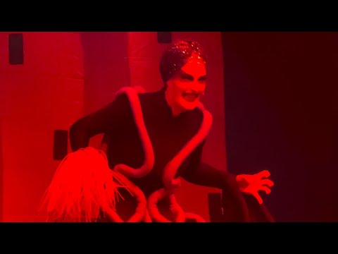 Видео: ЕКАТЕРИНА ГРУЦА «Удивительный волшебник из страны ОЗ» театр Буфф🎭