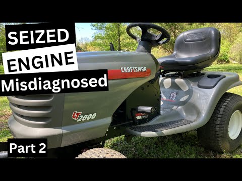 Видео: Как отремонтировать заклинивший двигатель KOHLER COURAGE - Craftsman LT2000 (часть 2)