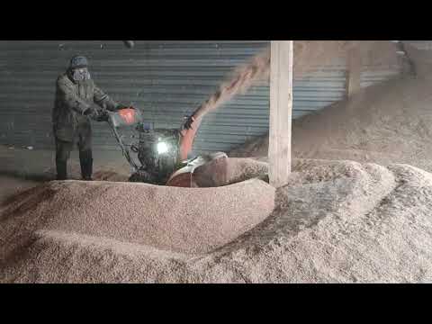 Видео: Как используют снегочисты фермера?