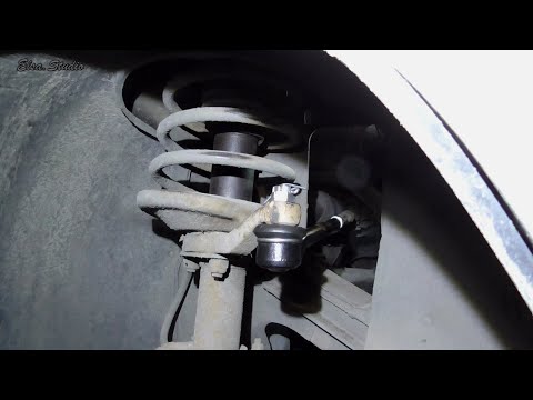 Видео: Замена рулевого наконечника АЗЛК Москвич 2141