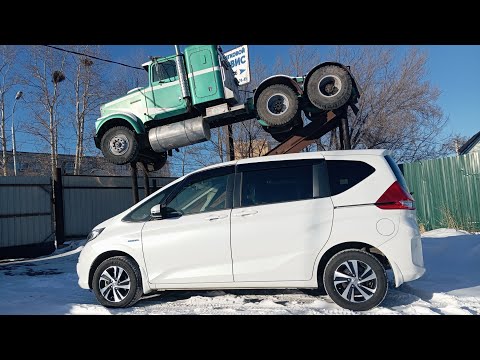 Видео: Honda Freed 2017 обслуживание выжимного на пробеге 143.000 прямиком из Японии.