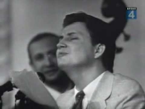 Видео: Виктор Чистяков   музыкальная пародия ''Радио концерт по заявкам'' 1