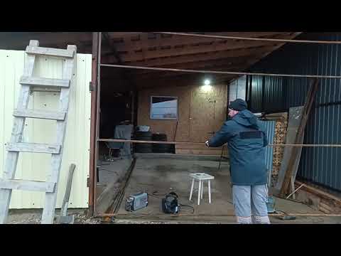 Видео: Рычажные подъемные ворота 