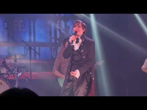 Видео: Александр Казьмин - "Le Bien Qui Fait Mal" (Les Comedies Musicales)