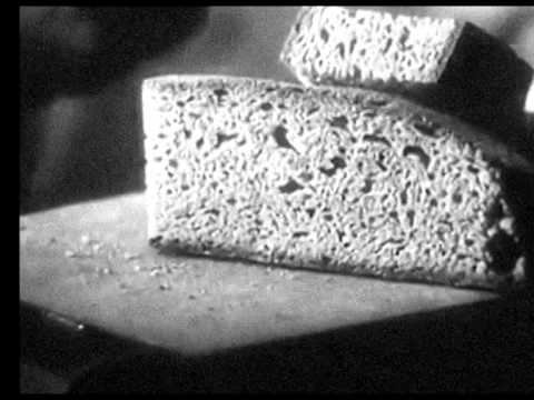 Видео: Василий Лановой читает стихи - "ХЛЕБ" (музыка В. Моцардо)