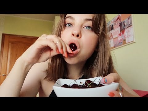 Видео: ЛЕТНЯЯ НЕДЕЛЯ ВЛОГОВ/Даша работает уборщицей? Ужинаем в ресторане, ежедневный уход за кожей