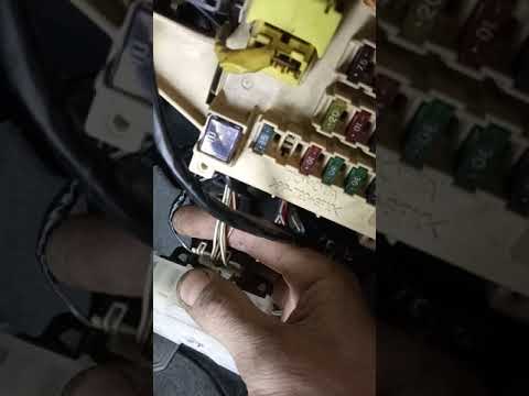 Видео: Установка сигнализации starline a 93 toyota nadia