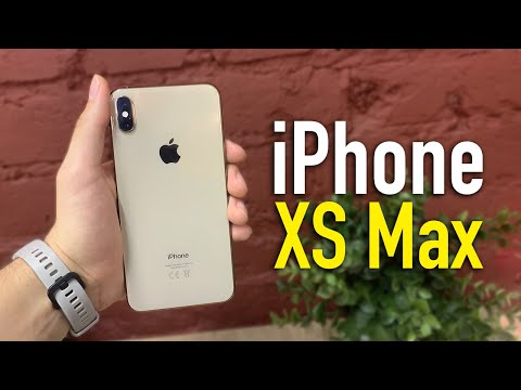 Видео: Стоит ли брать iPhone XS Max в 2021-м году?! Его актуальность и честное мнение!